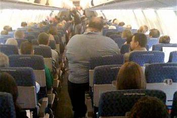 An obese passenger on an American Airlines flight in 2009